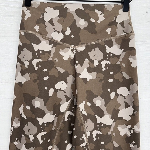 Balance Athletica Vitality Ascend Pant High Rise Camo Leggings Brown Size Medium - Picture 3 of 13